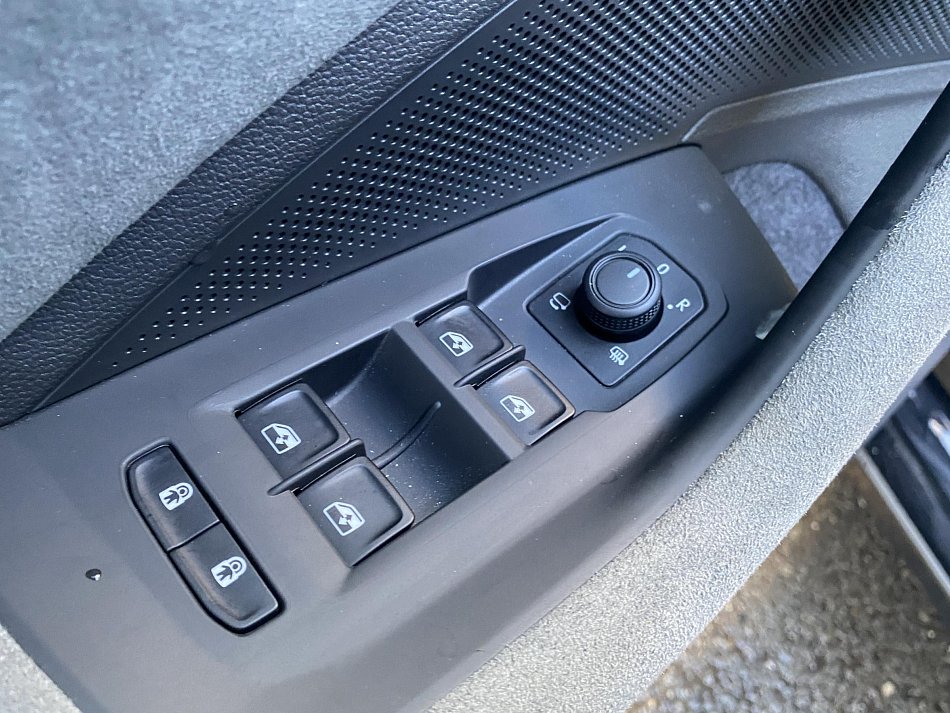 Škoda Superb IV 2.0 TDi Selection