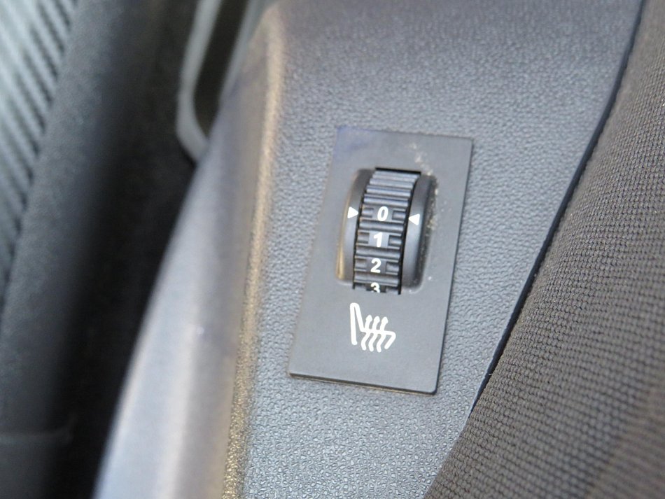 Peugeot 2008 1.2PT 