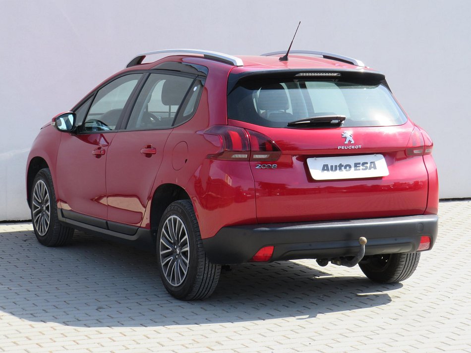 Peugeot 2008 1.2PT 