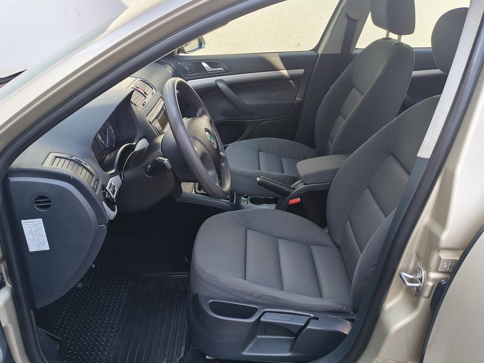 Škoda Octavia II 2.0 FSI  4x4