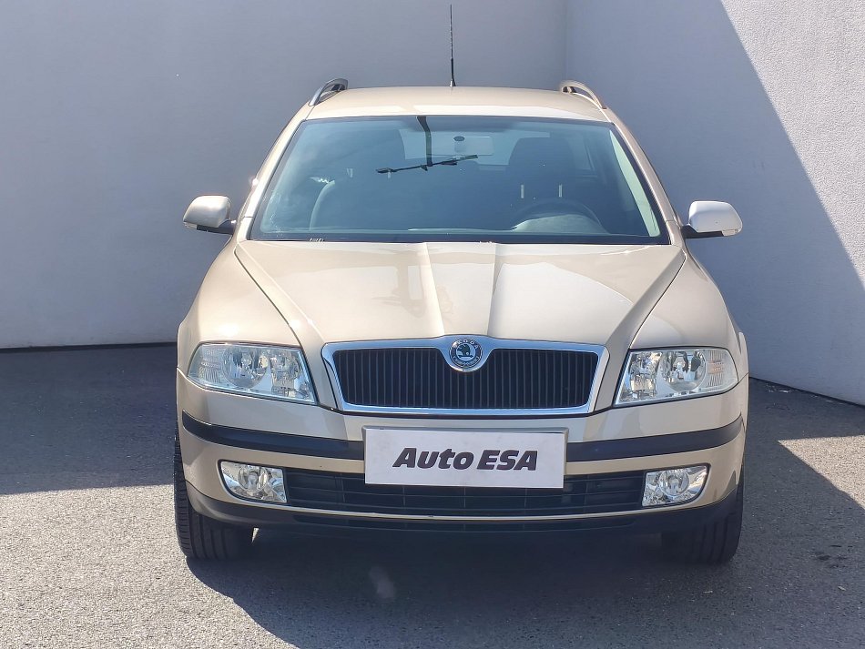 Škoda Octavia II 2.0 FSI  4x4