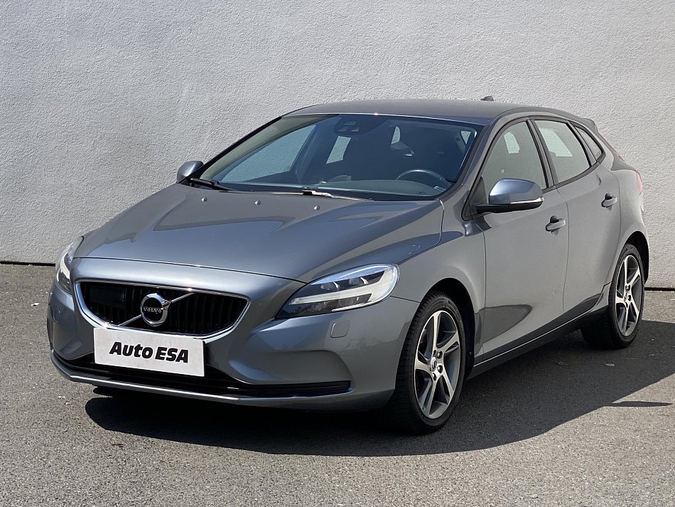 Volvo V40 2.0D 
