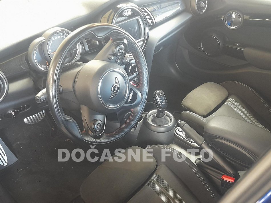 Mini Cooper 1.5i 