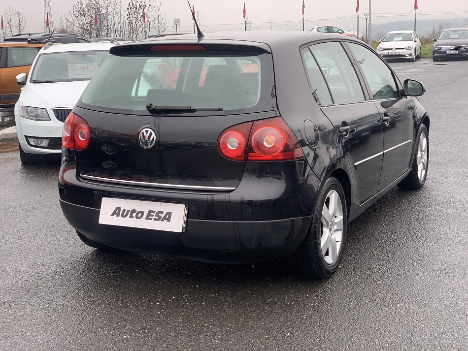 Volkswagen Golf 1.4 TSi 