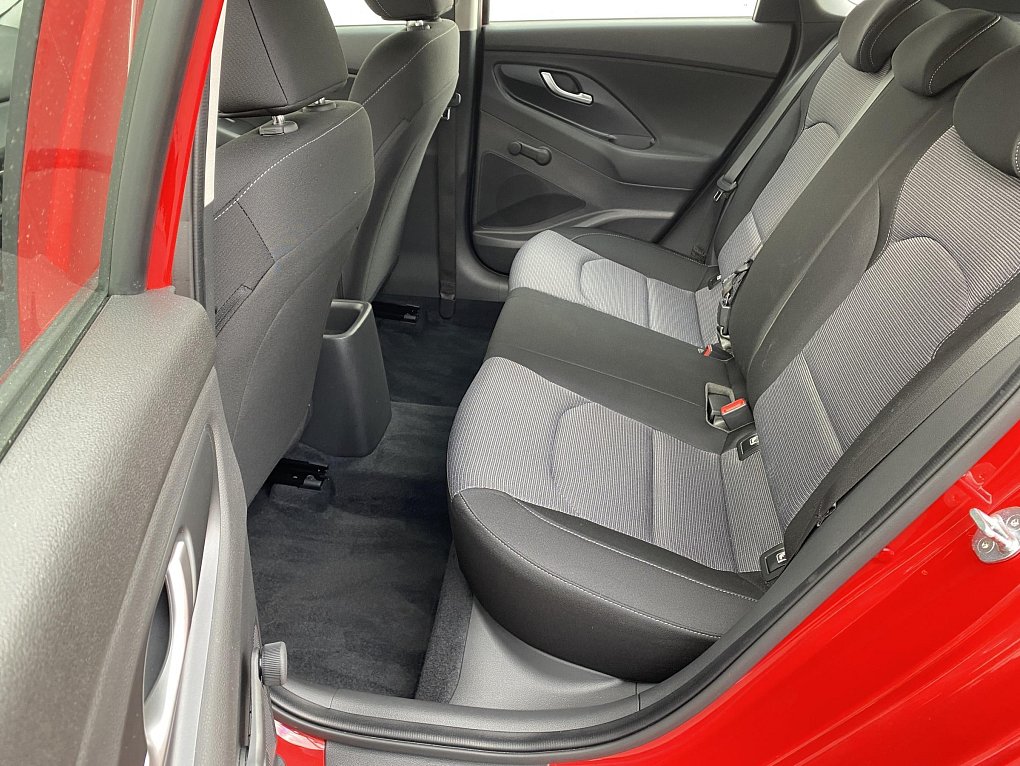 Hyundai I30 1.5 DPi Smart