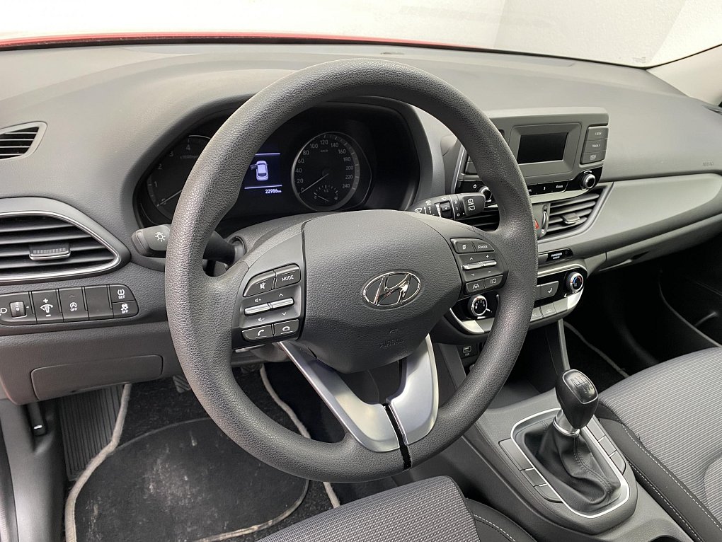 Hyundai I30 1.5 DPi Smart