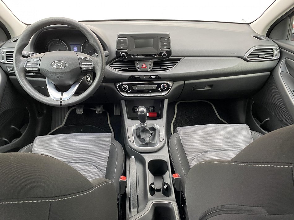 Hyundai I30 1.5 DPi Smart