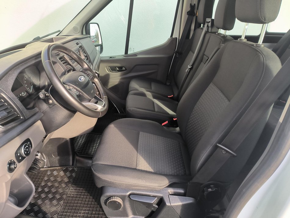 Ford Transit 2.0TDCi Trend L3H3 6míst