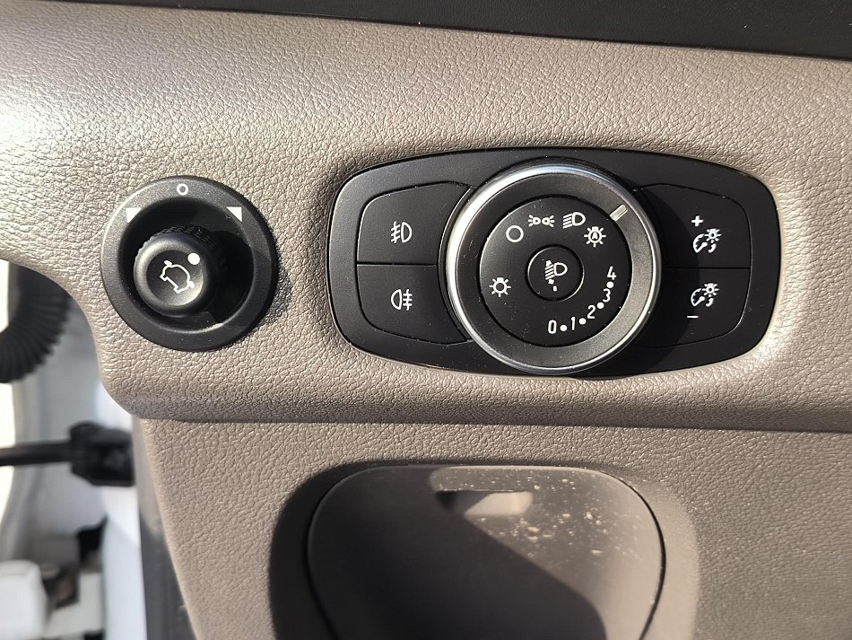 Ford Transit 2.0TDCi Trend L3H3 6míst