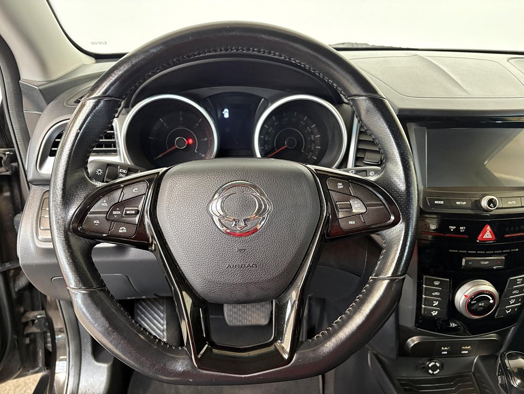 SsangYong XLV 1.6 D  4WD