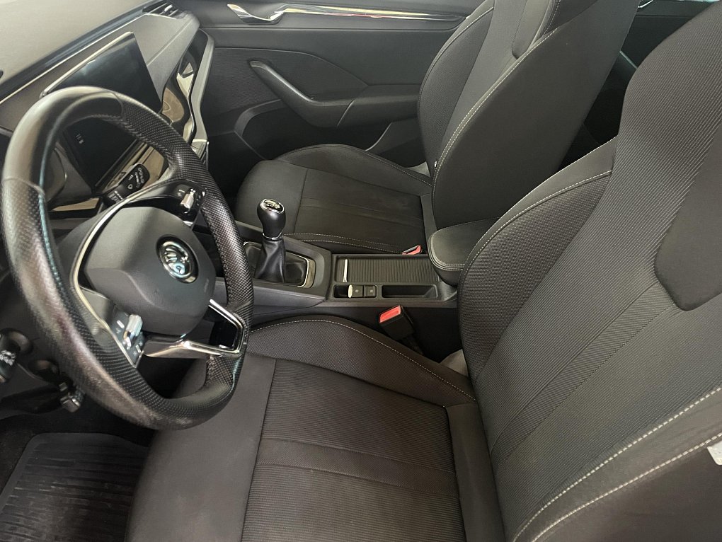 Škoda Octavia IV 1.5TSi Style