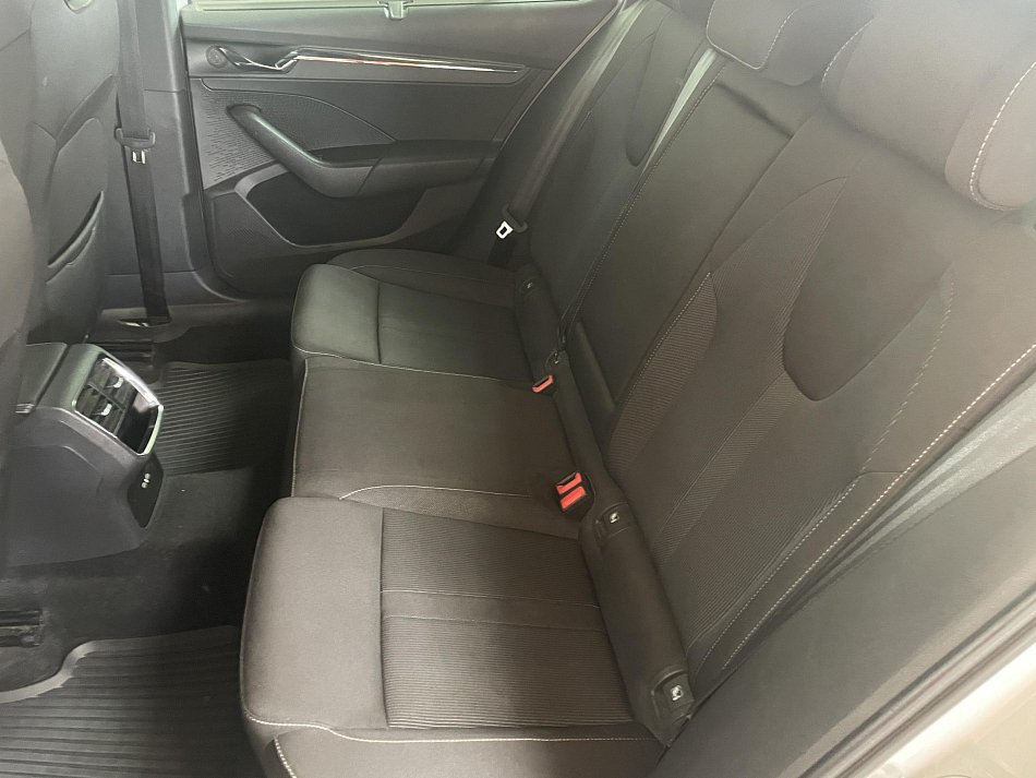 Škoda Octavia IV 1.5TSi Style