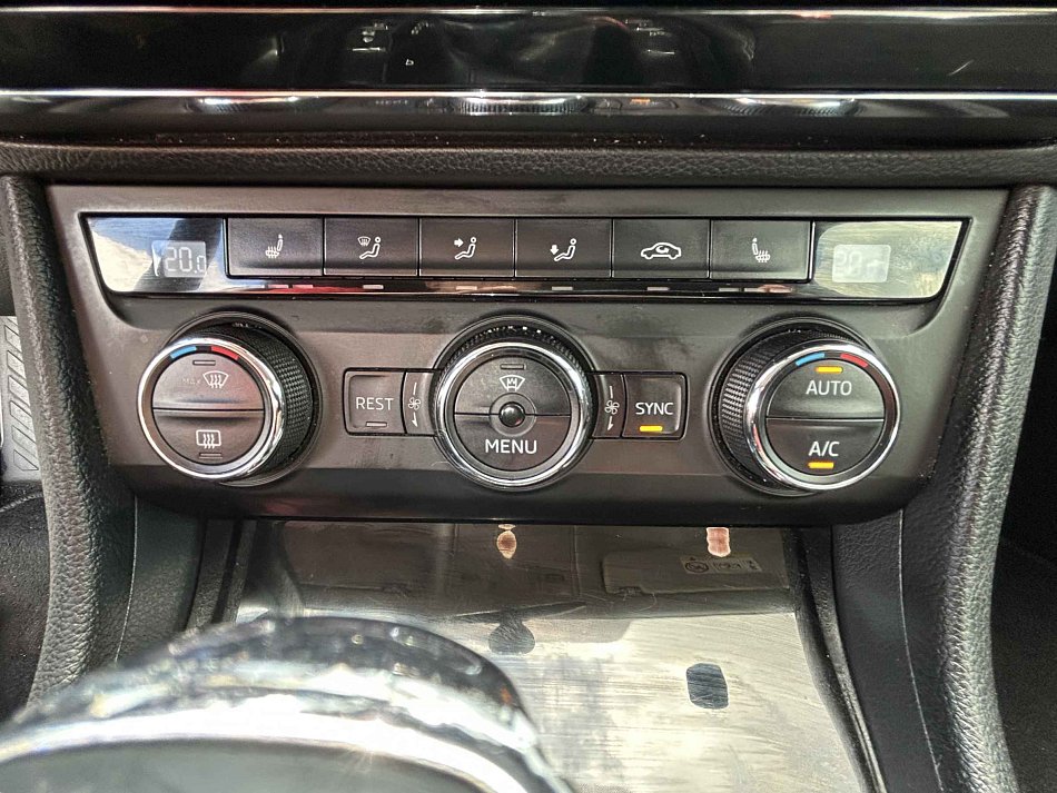 Škoda Superb III 2.0 TDi  4x4