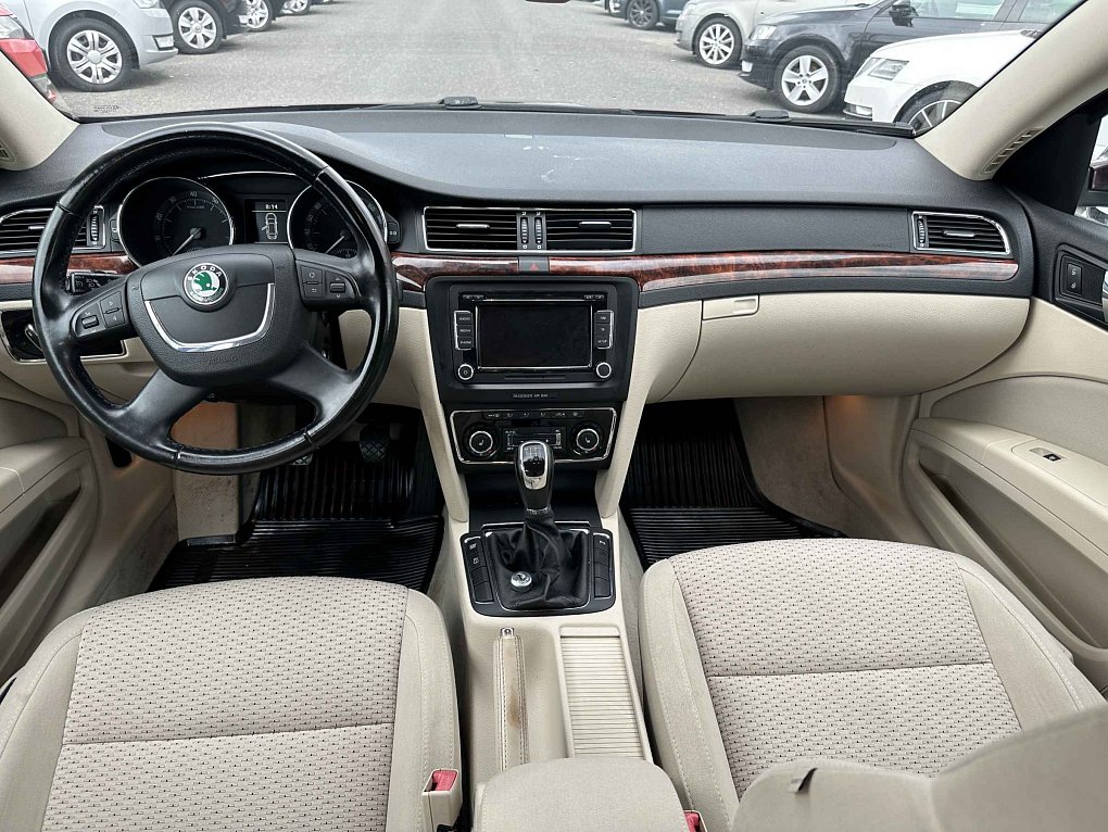 Škoda Superb II 1.4 TSI Elegance
