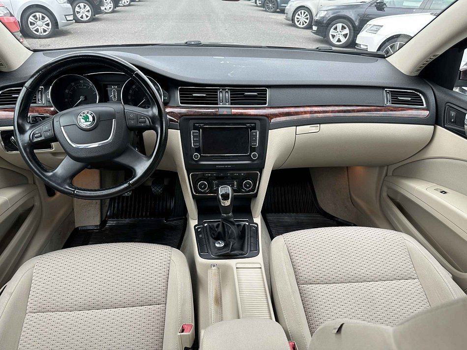 Škoda Superb II 1.4 TSI Elegance