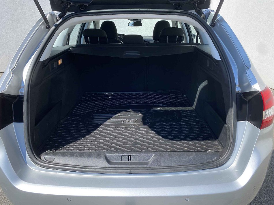 Peugeot 308 1.6HDi 
