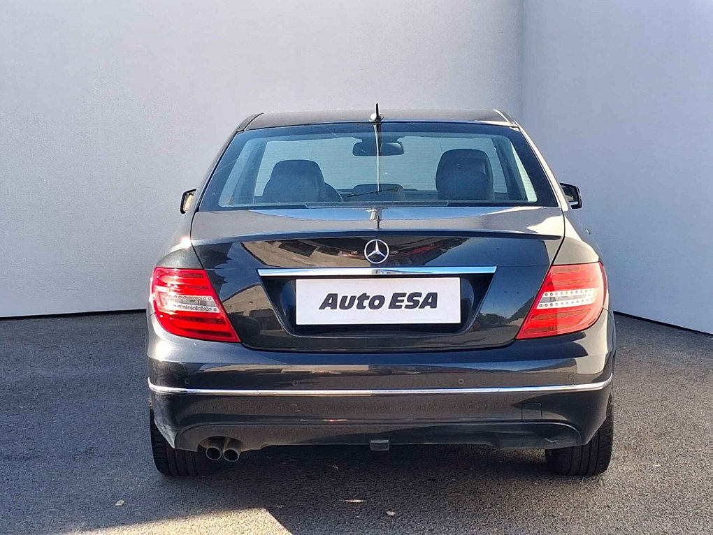 Mercedes-Benz Třída C 2.0 CDI 