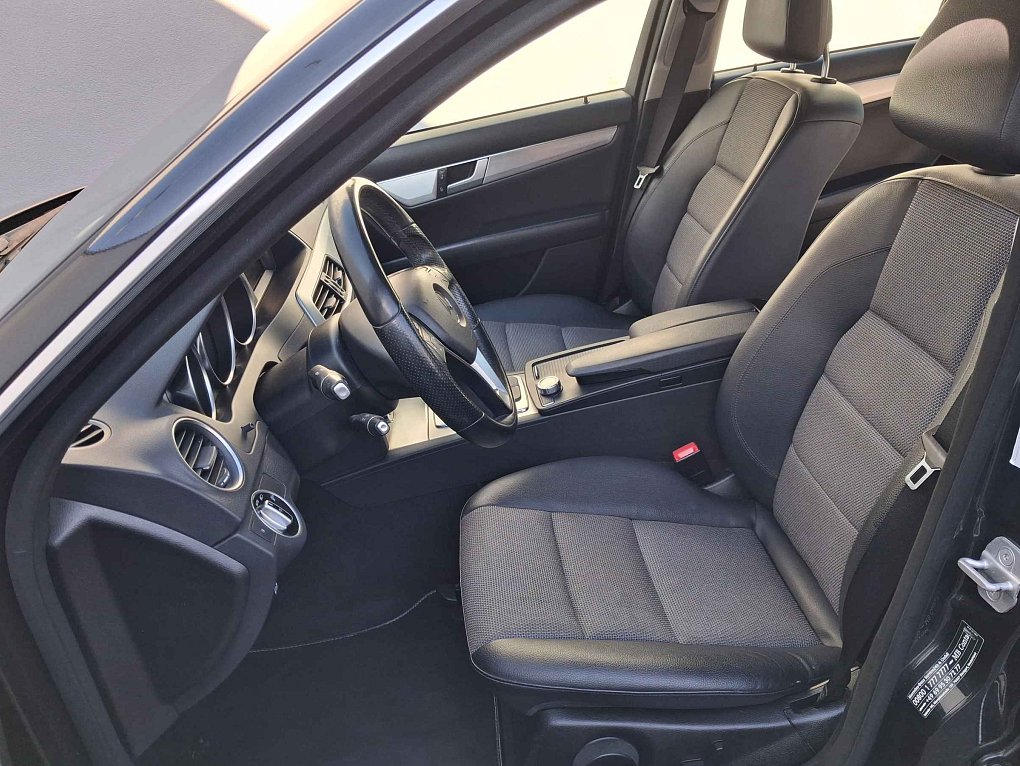 Mercedes-Benz Třída C 2.0 CDI 