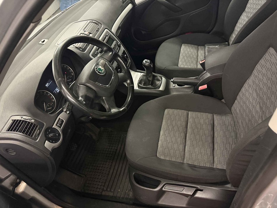 Škoda Octavia II 1.6 TDi 