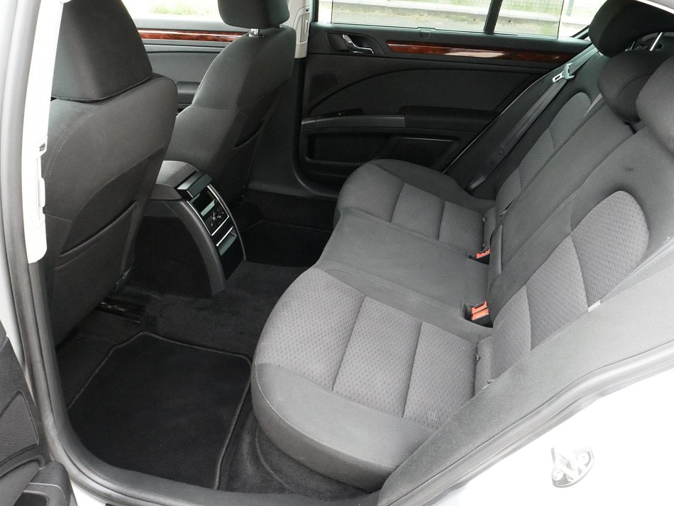 Škoda Superb II 2.0 TDi 