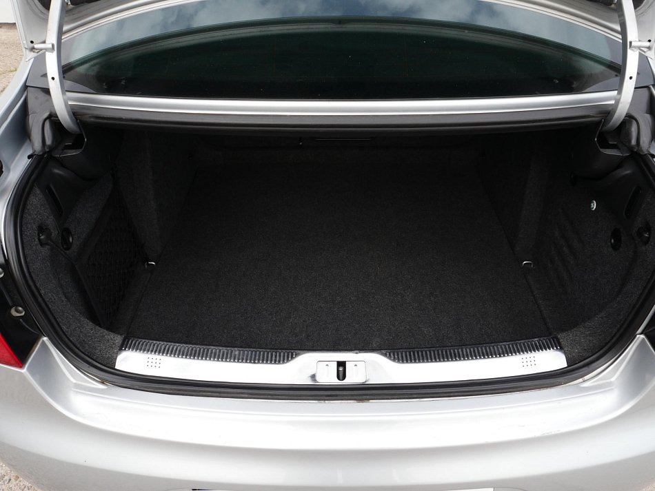 Škoda Superb II 2.0 TDi 
