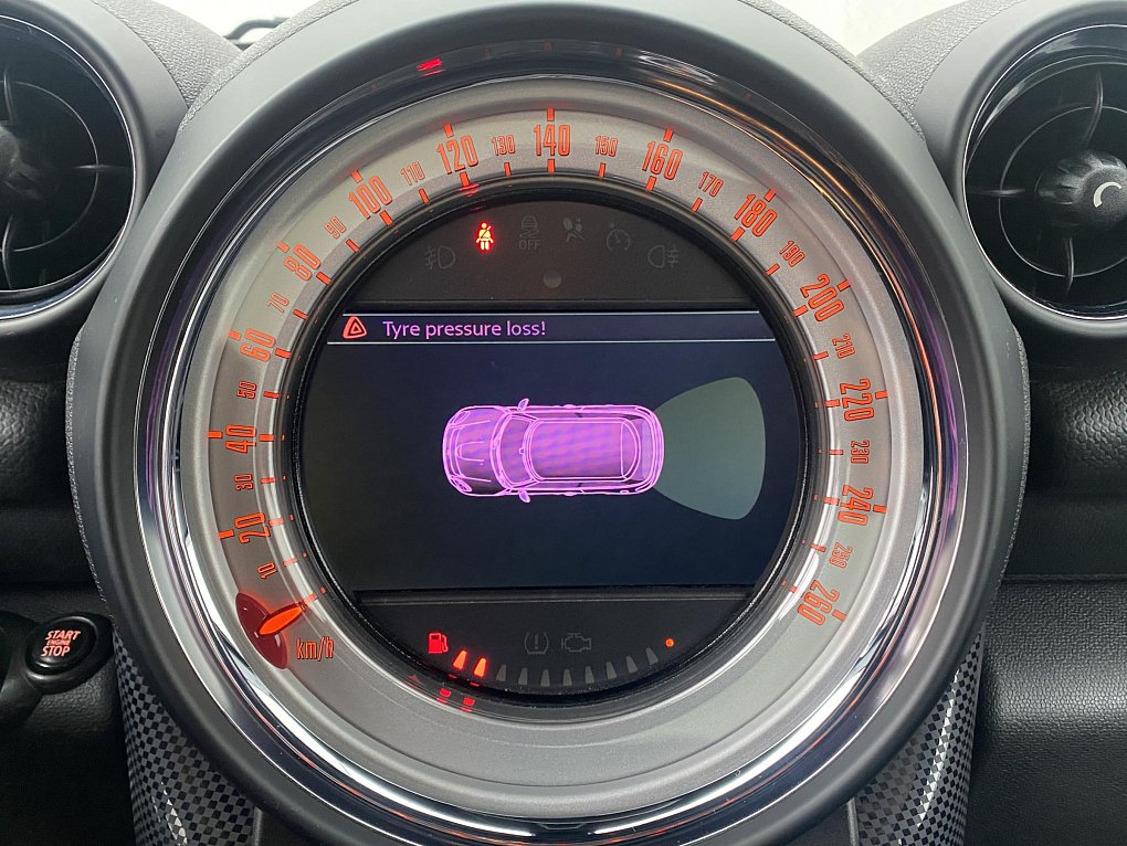 Mini Cooper S 2.0 D  4x4