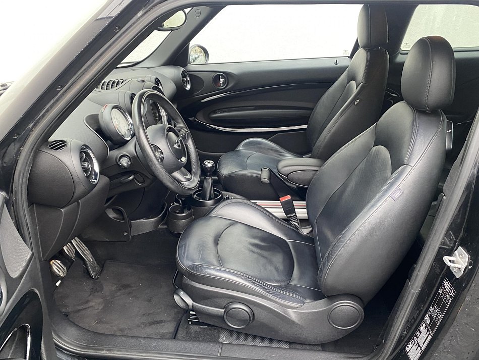 Mini Cooper S 2.0 D  4x4