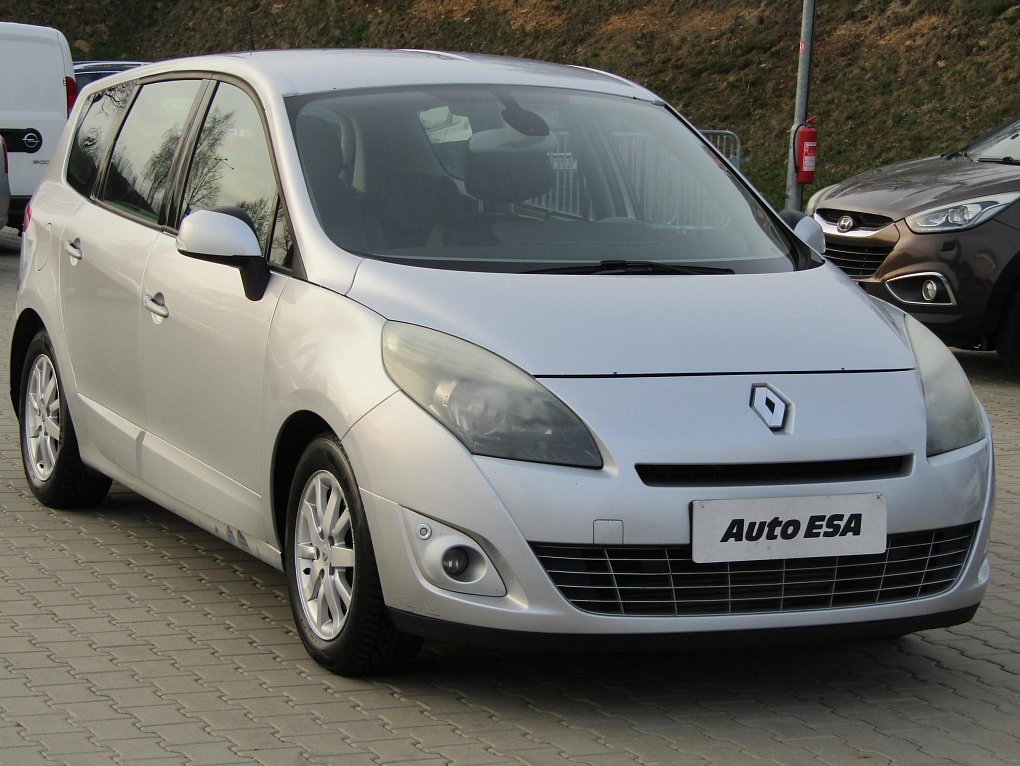 Renault Scénic 1.9 dCi 