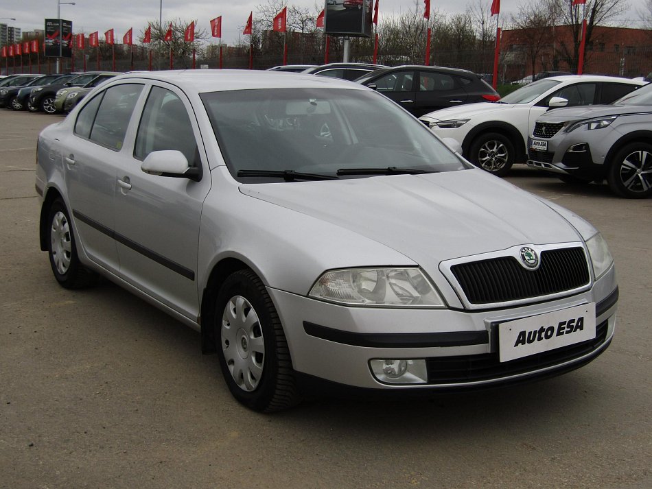 Škoda Octavia II 2.0TDi Elegance