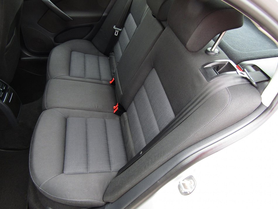 Škoda Octavia II 2.0TDi Elegance