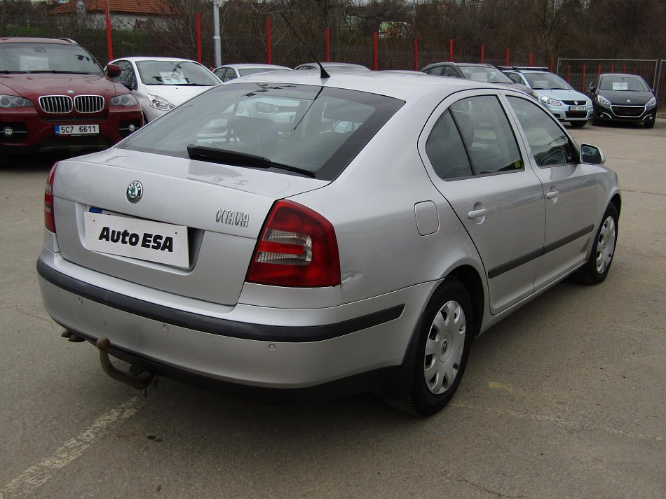 Škoda Octavia II 2.0TDi Elegance