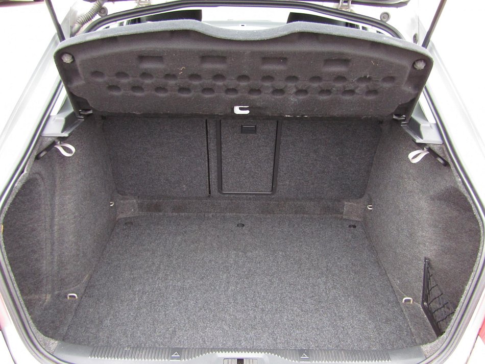 Škoda Octavia II 2.0TDi Elegance
