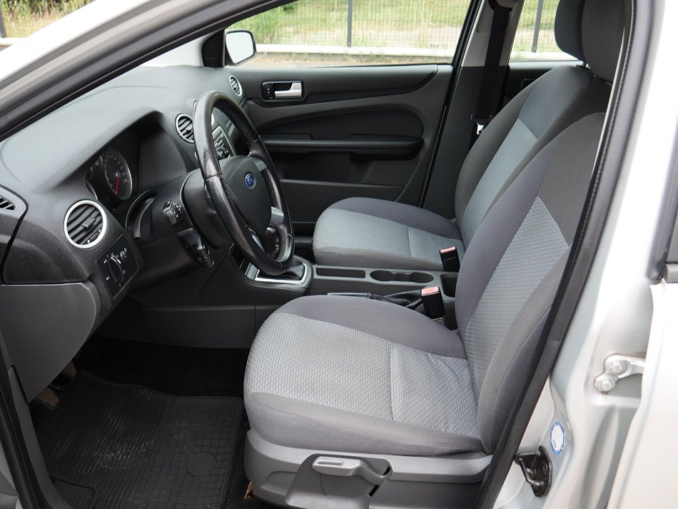 Ford Focus 1.6 16V 