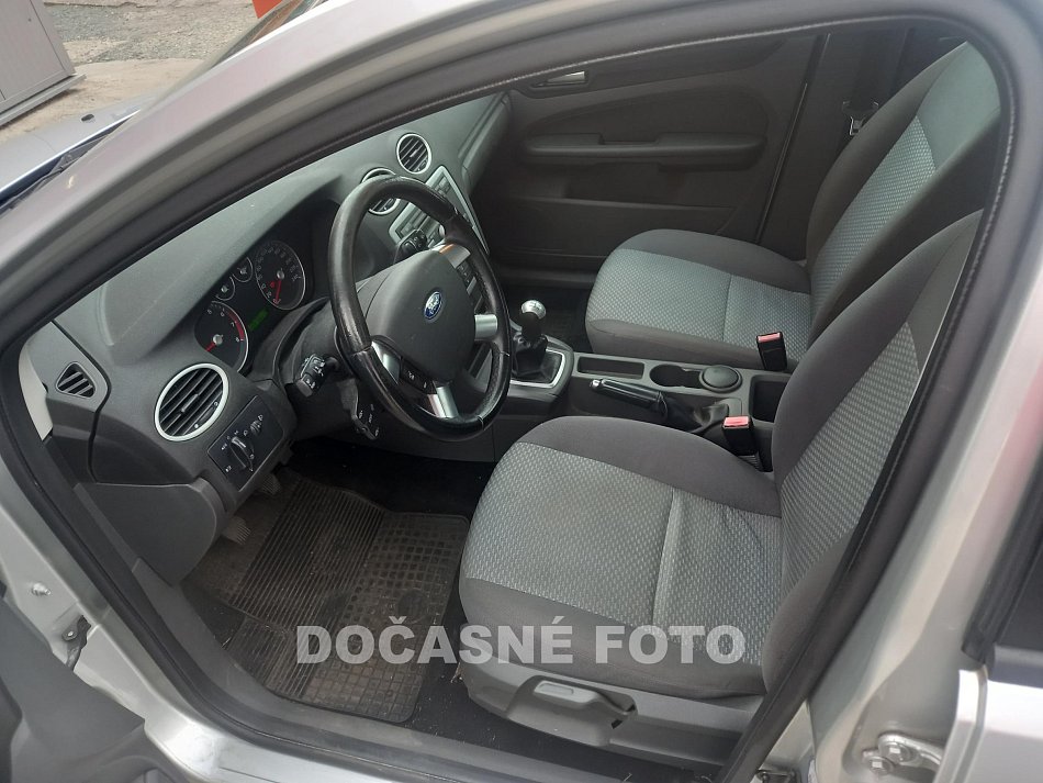 Ford Focus 1.6i 