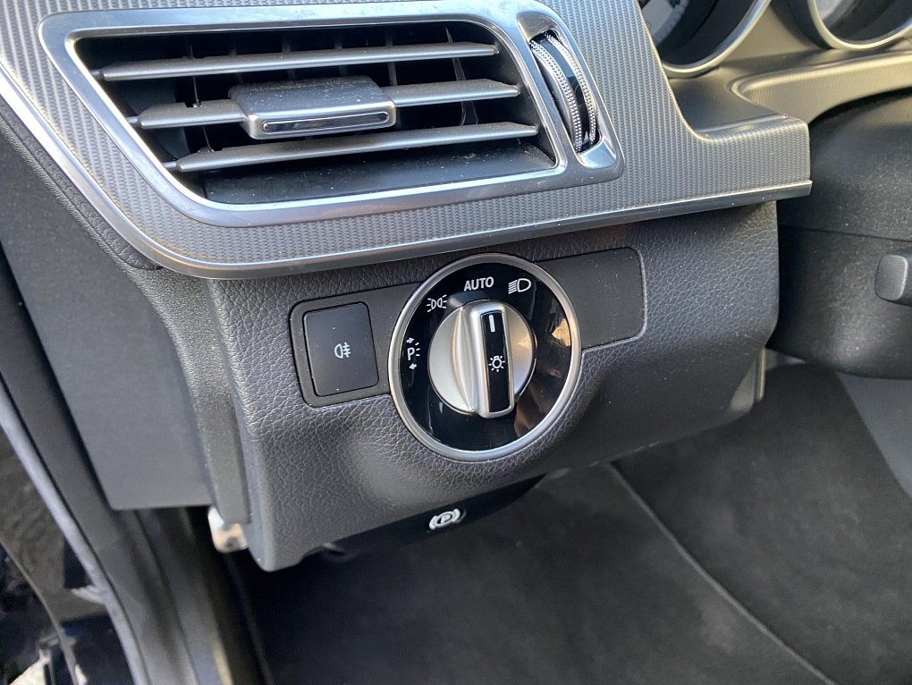 Mercedes-Benz Třída E 3.0 CDi Avantgarde E350 4Matic