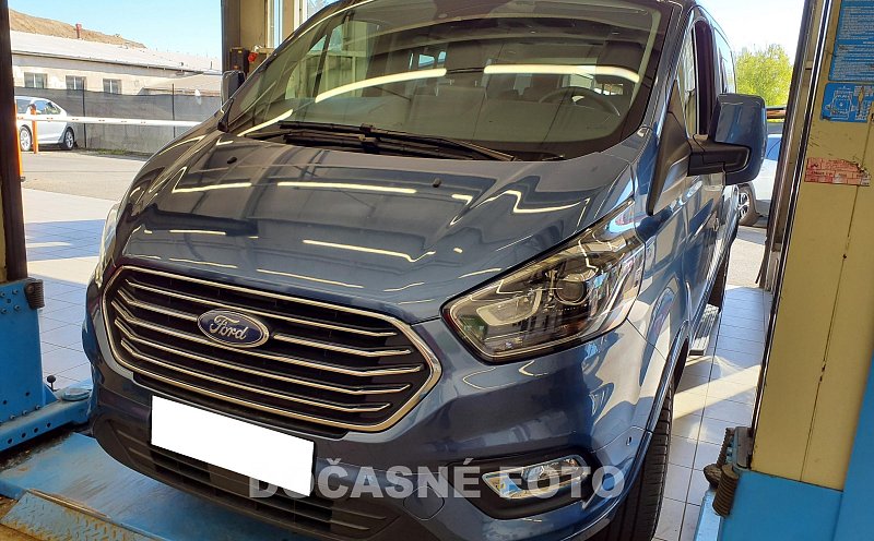 Ford Tourneo Custom 2.0 TDCi 