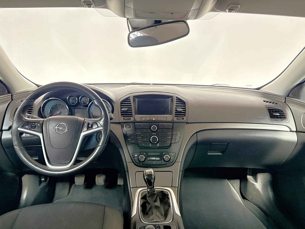 Opel Insignia 1.4T 
