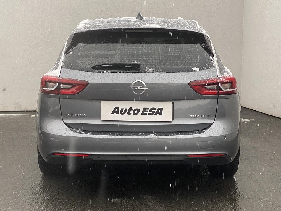 Opel Insignia 2.0 CDTi 