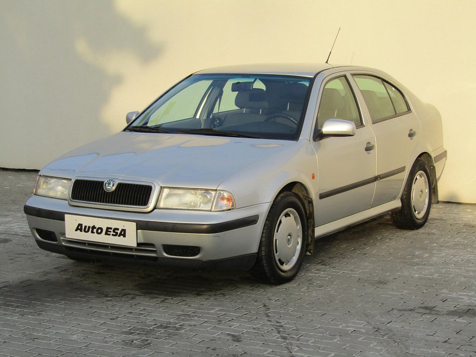 Škoda Octavia 1.6 i 