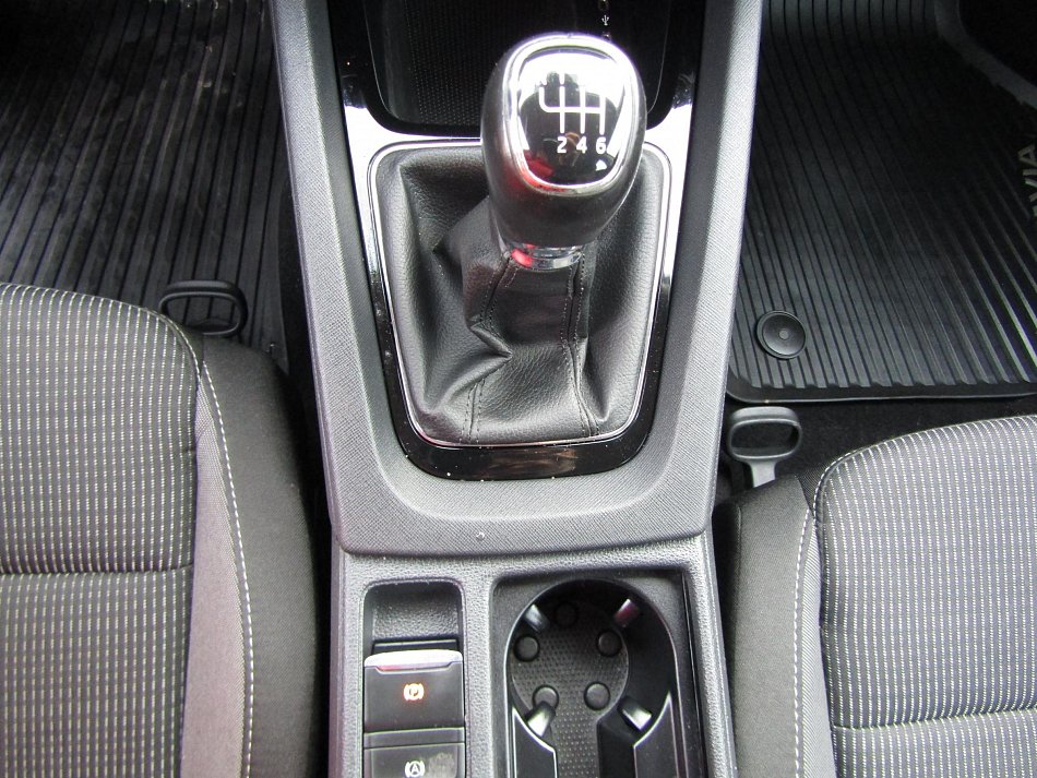 Škoda Octavia IV 2.0 TDi 