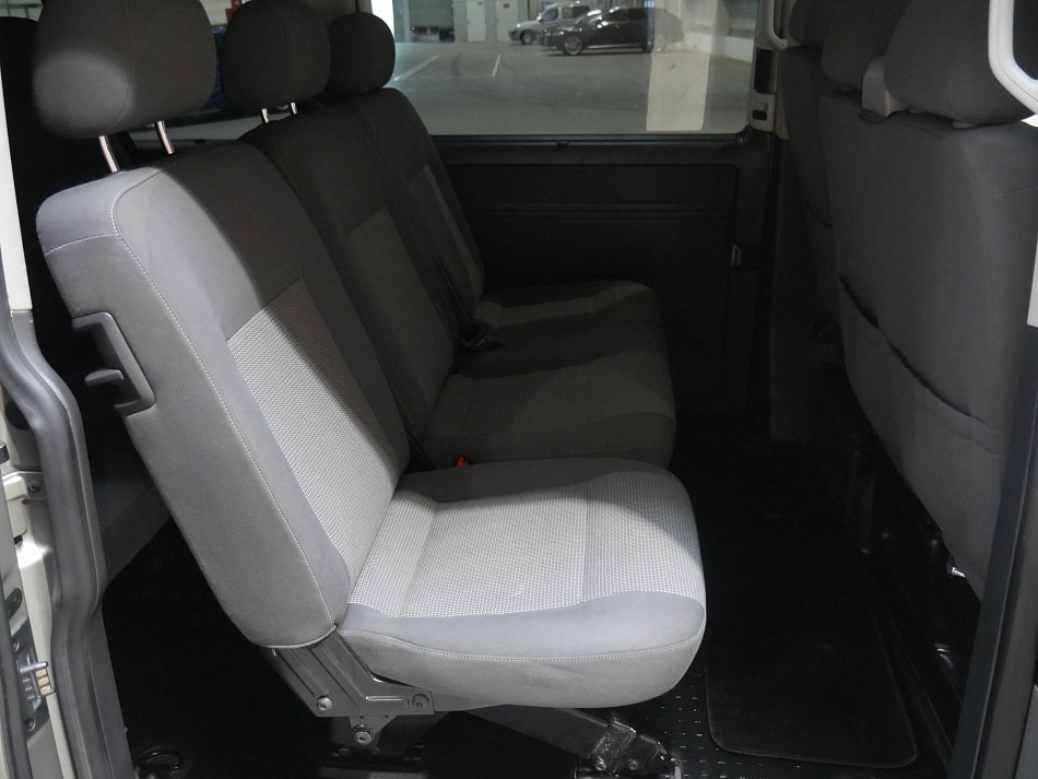 Volkswagen Caravelle 2.0TDi  L2 9míst
