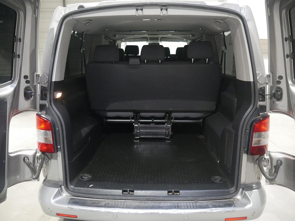 Volkswagen Caravelle 2.0TDi  L2 9míst