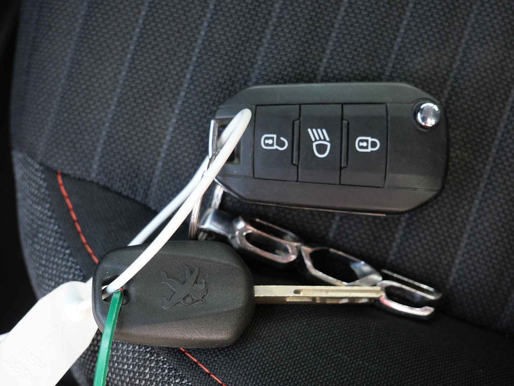 Peugeot 208 1.2PT Active