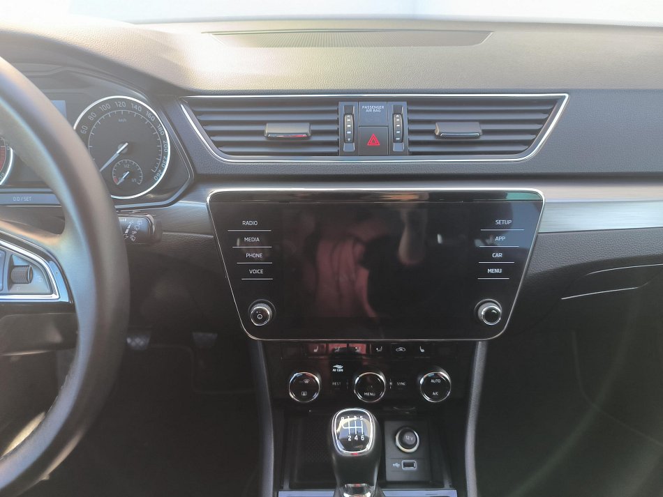 Škoda Superb III 2.0 TDi Style