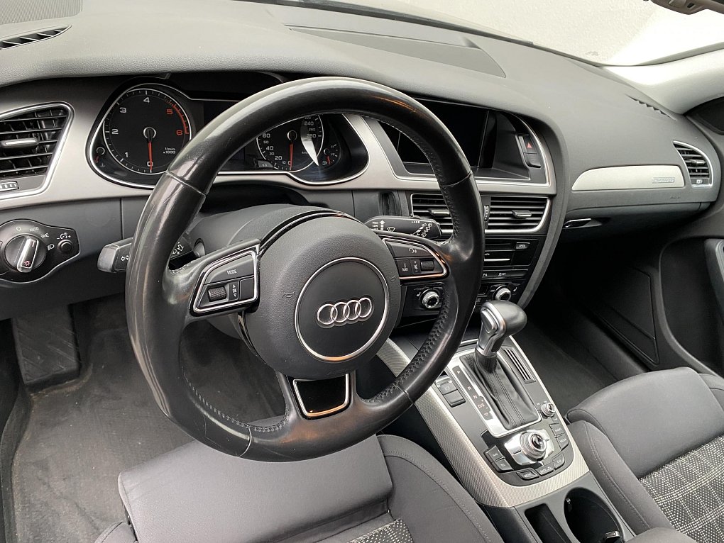 Audi A4 2.0TDi  Quattro