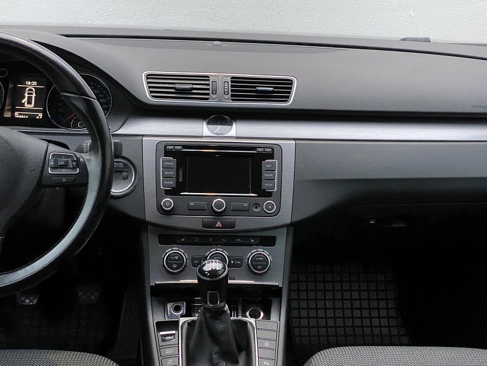 Volkswagen Passat 2.0 TDi 