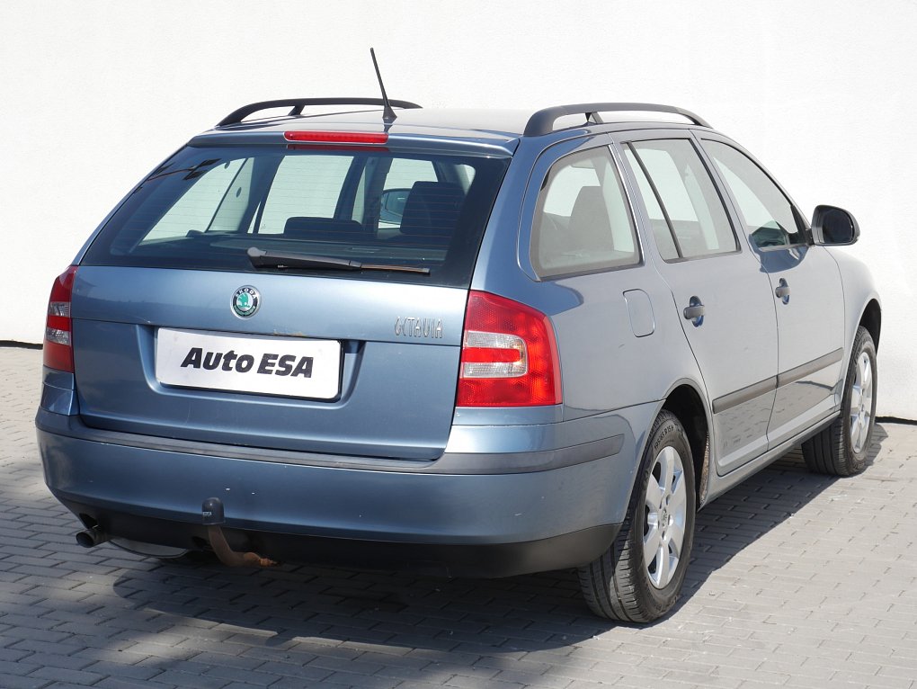Škoda Octavia II 1.6 MPi Active