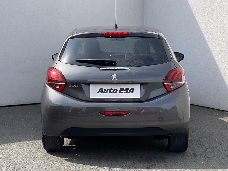 Peugeot 208 1.2 PT Signature