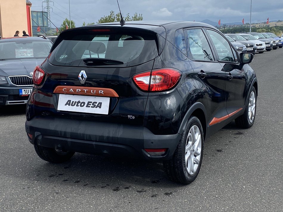 Renault Captur 1.2TCe 