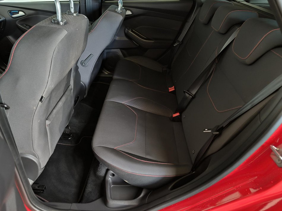 Ford Focus 2.0 TDCi ST-Line